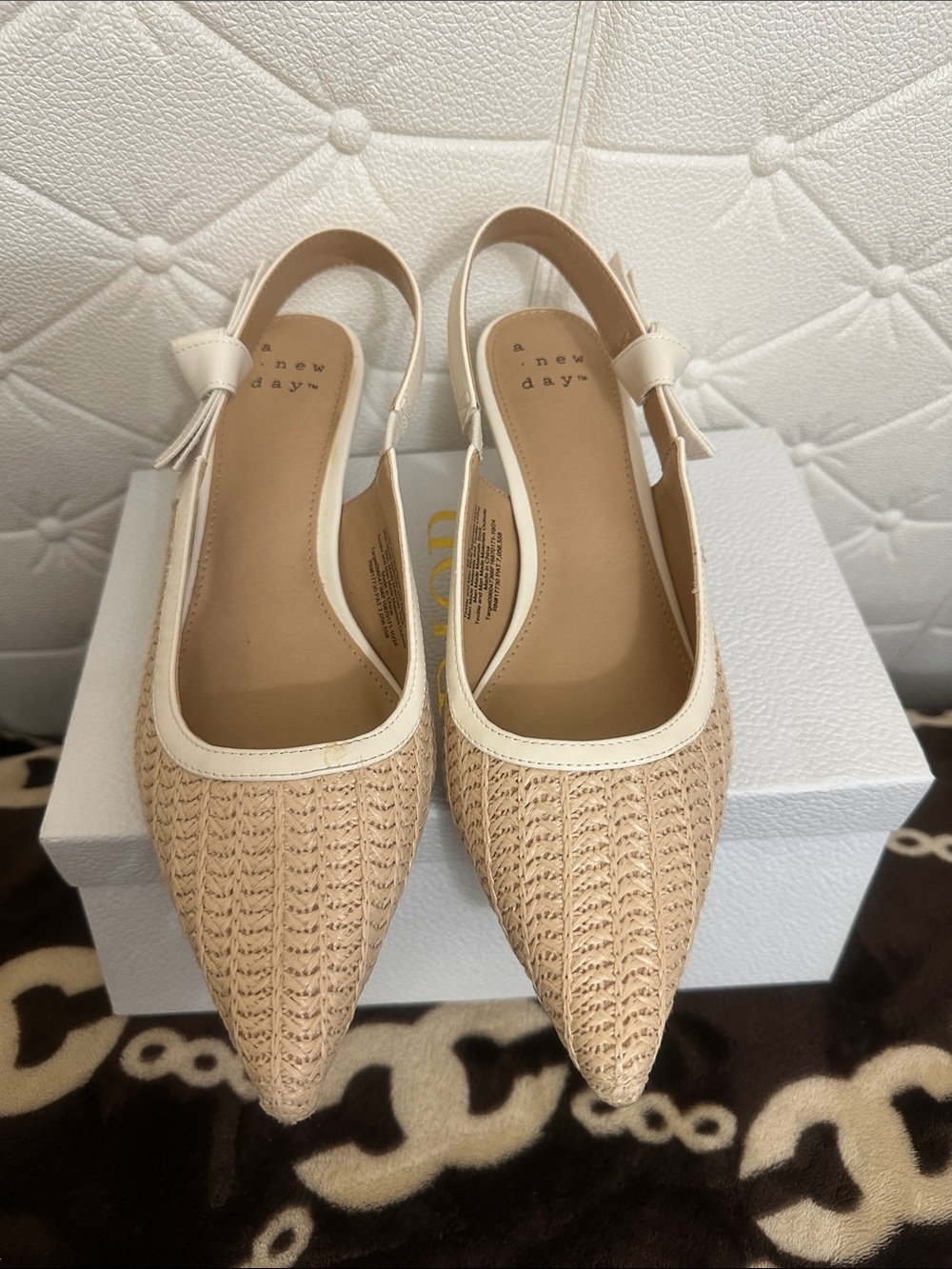 🌺🌺 NWT A NEW DAY Beige Woven Pointed Slingback Flats
